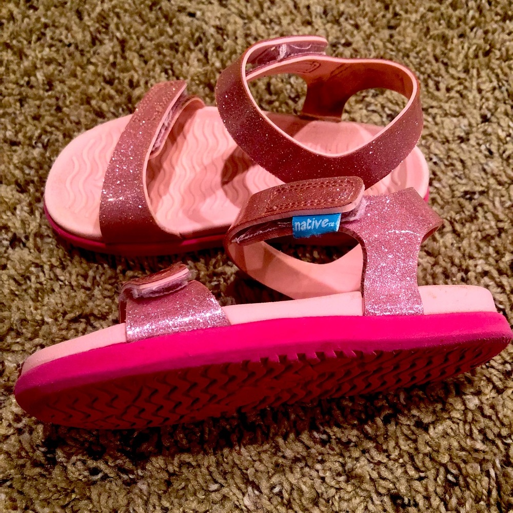 Native toddler girls sandals